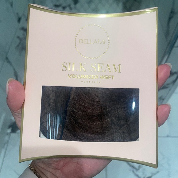 Bellami Silk Seam Volumizer Weft: Walnut Brown 22” - Picture 1 of 2